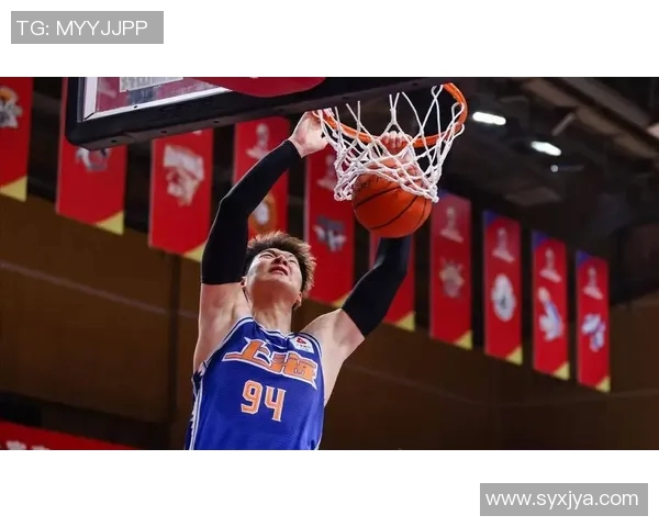 胡金秋强势归来助力广东男篮冲击总决赛重返巅峰之路